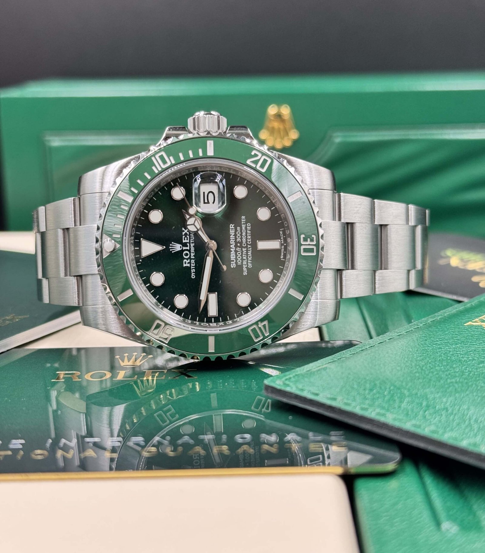 Rolex Submariner 40mm "Hulk" 2017